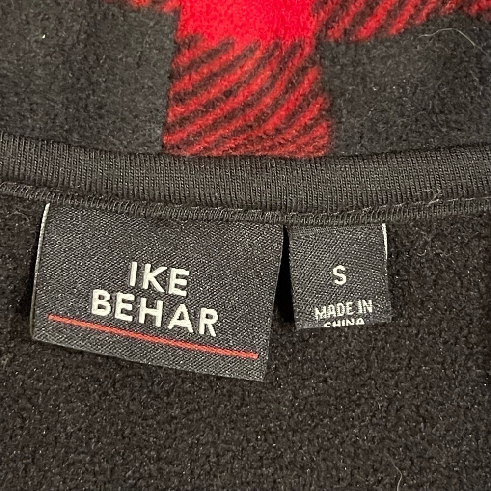 Ike Behar
Ladies Fleece Jacket, Red and black size small - Picture 8 of 8